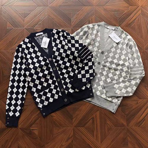 TH M B WE Sweater