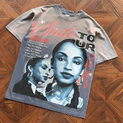 VA L Y T-Shirt