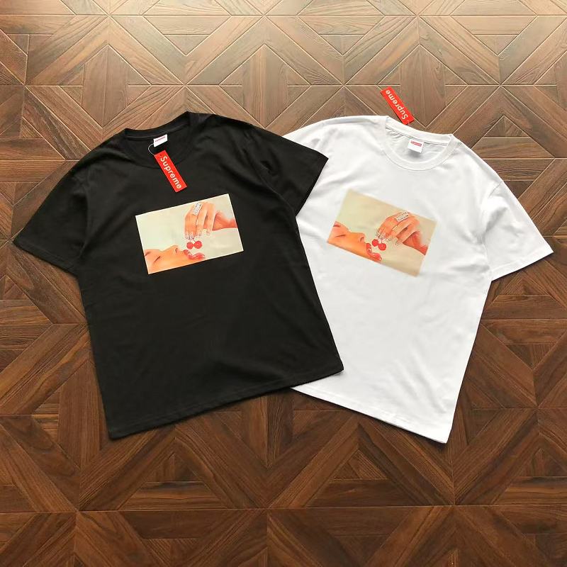 Supreme T-Shirt