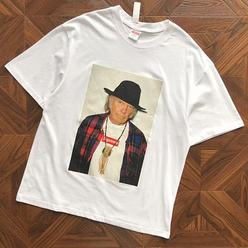 Supreme T-Shirt