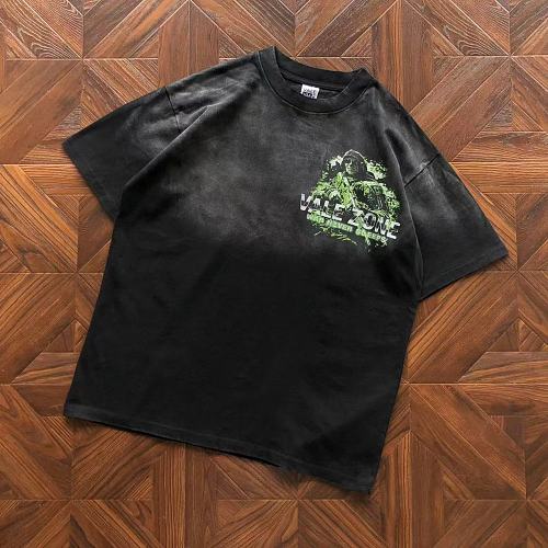VA L Y T-Shirt