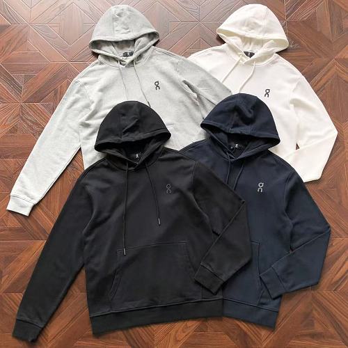 ON RU I G Hoodie