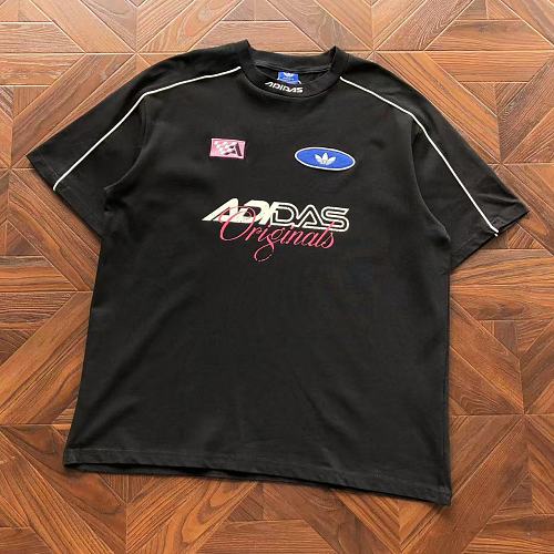 Adidas T-Shirt