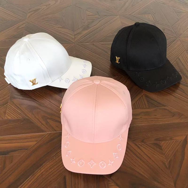Hat from RainbowReps