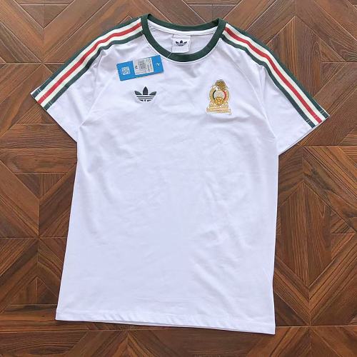 Adidas T-Shirt