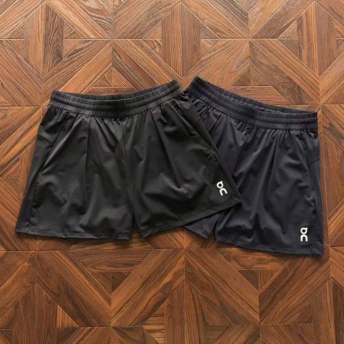 ON RU I G Shorts