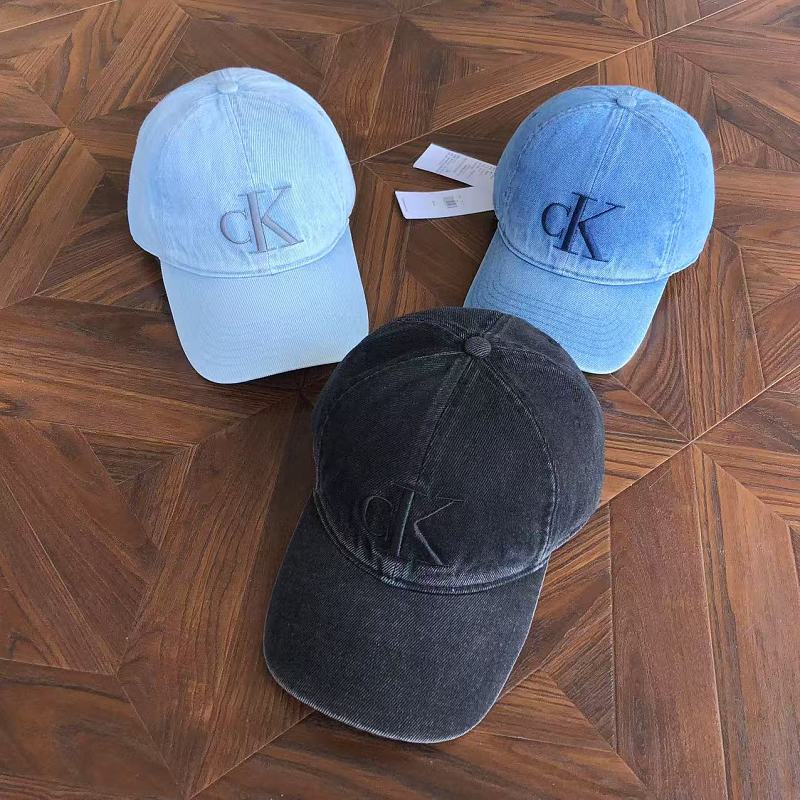 Hat from RainbowReps