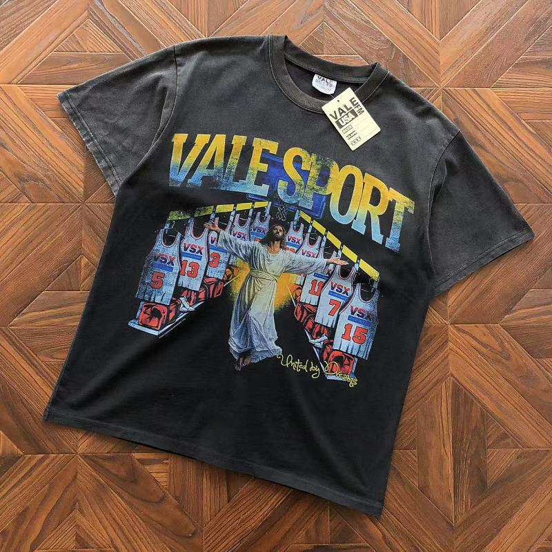 VA L Y T-Shirt