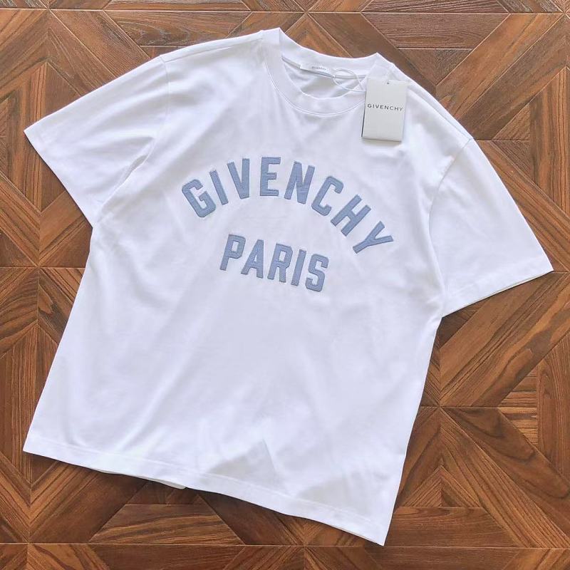 Givenchy T-Shirt