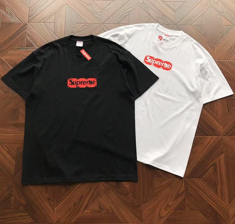 Supreme X L T-Shirt