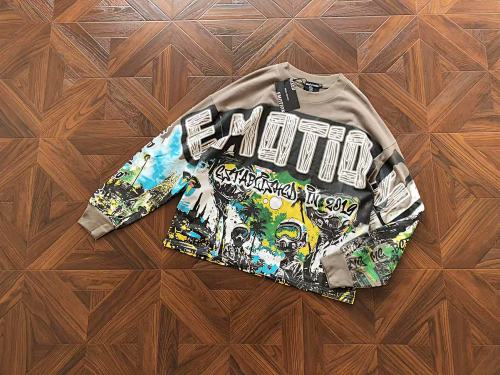 M ED E TI N Long-Sleeve