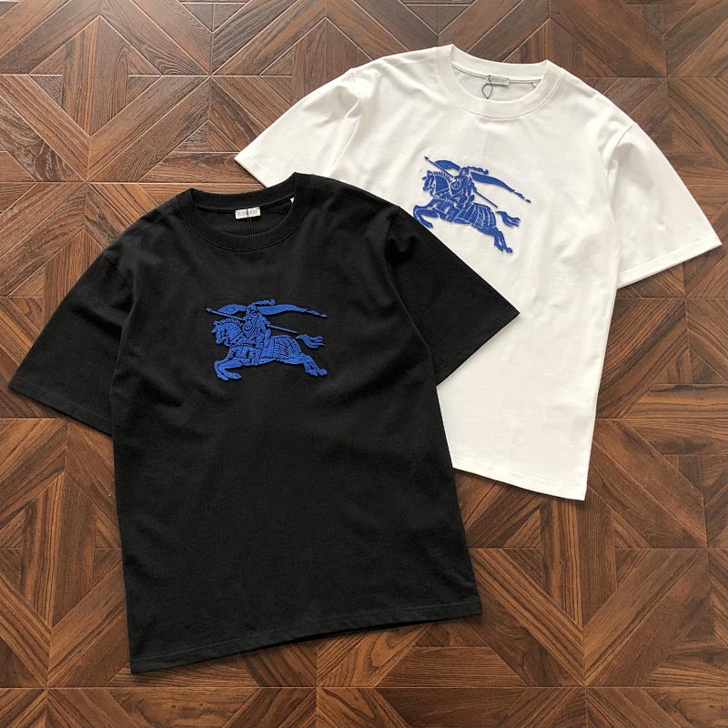 Burberry T-Shirt