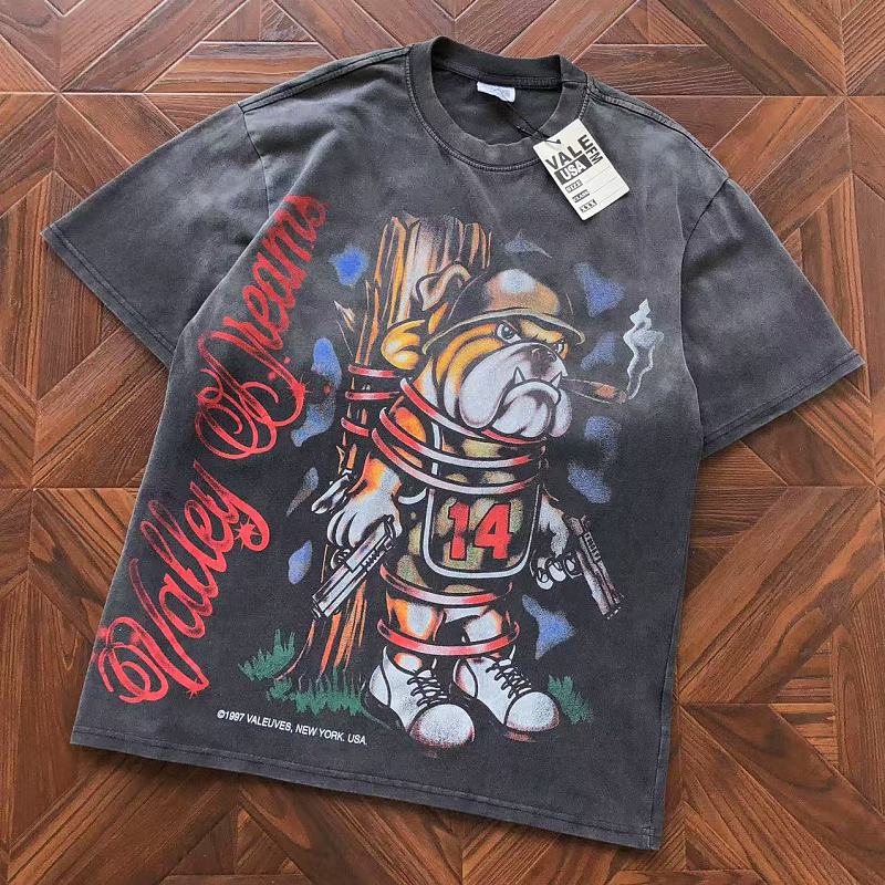 VA L Y T-Shirt