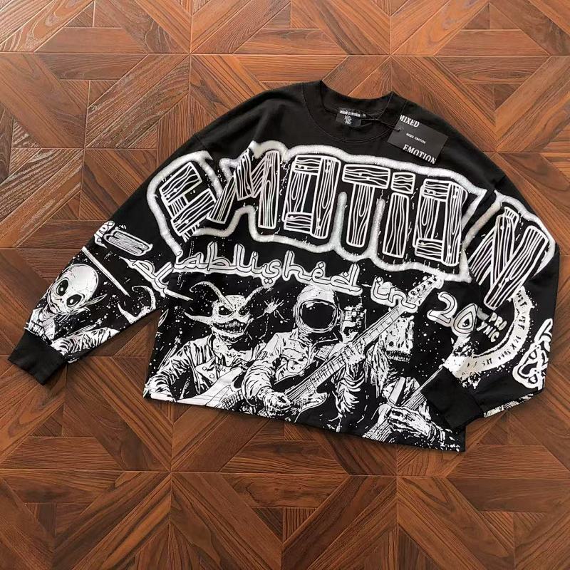 M ED E TI N Long-Sleeve