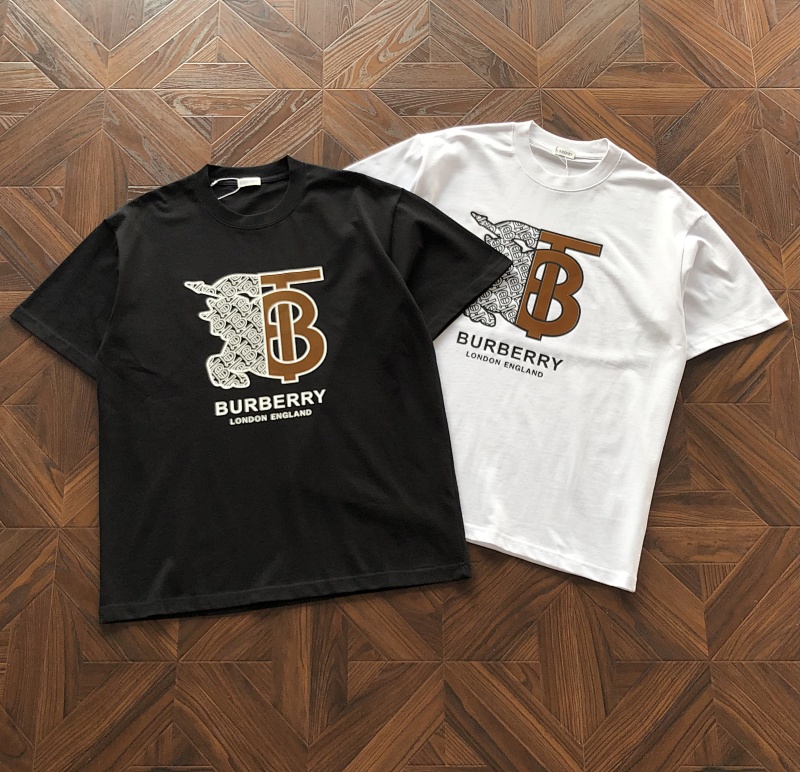 Burberry T-Shirt