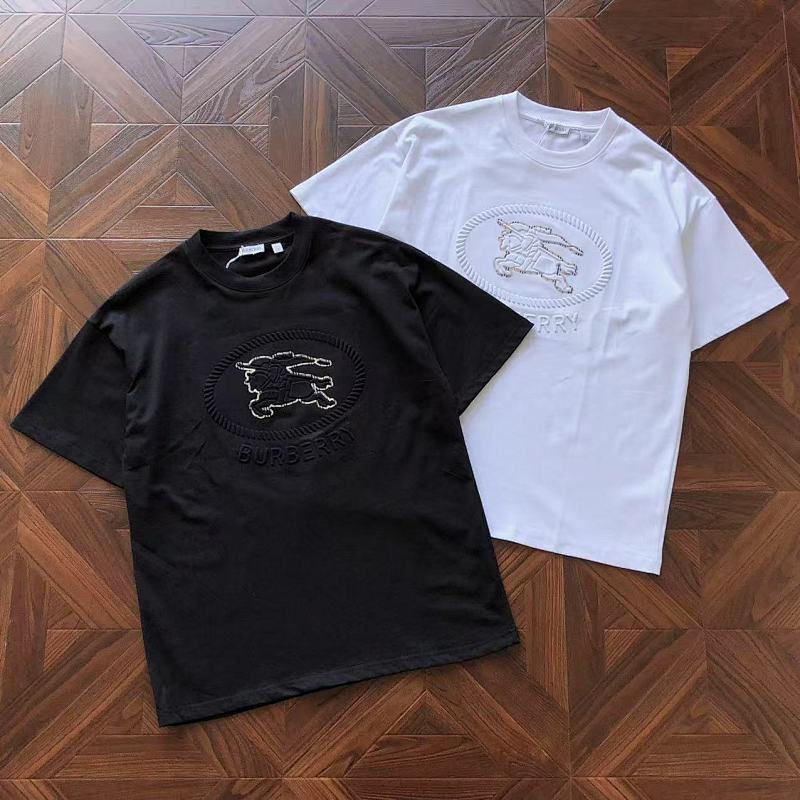Burberry T-Shirt