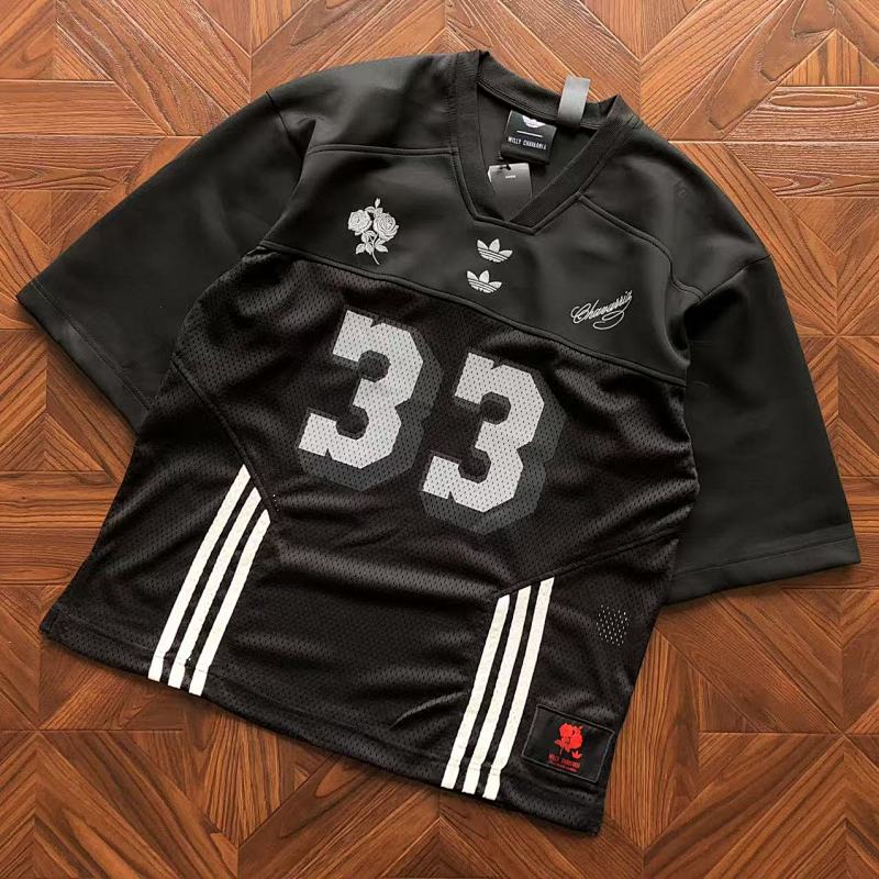 Adidas T-Shirt