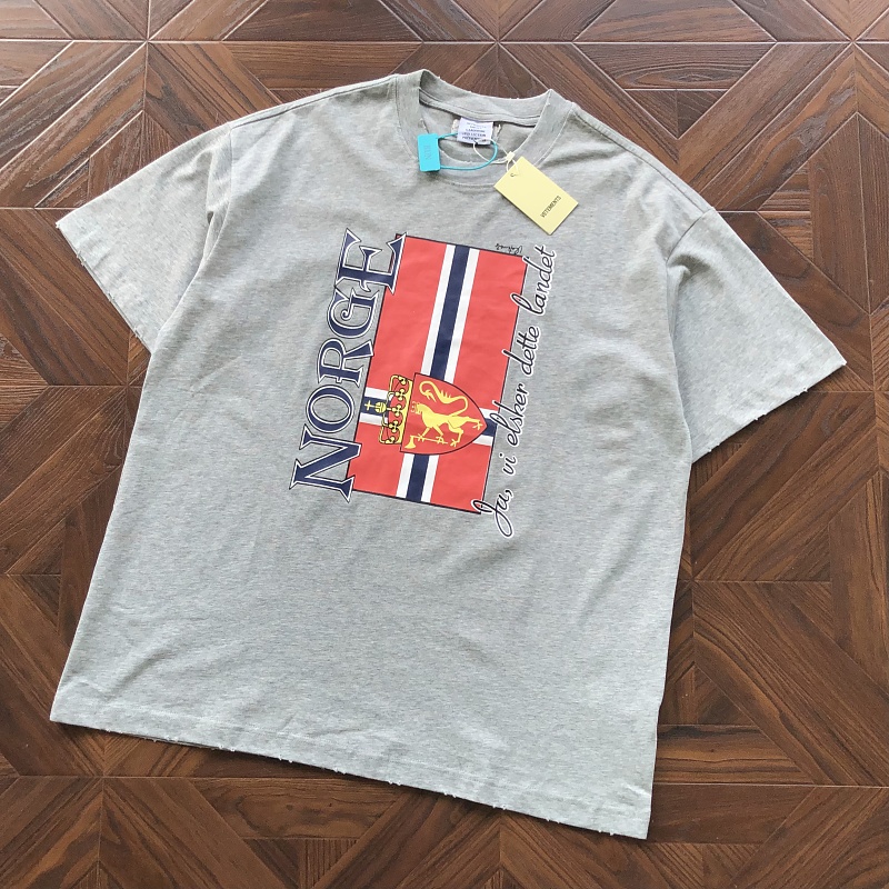 Vetements T-Shirt