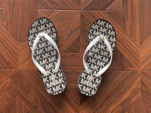 MI H EL K S Slippers