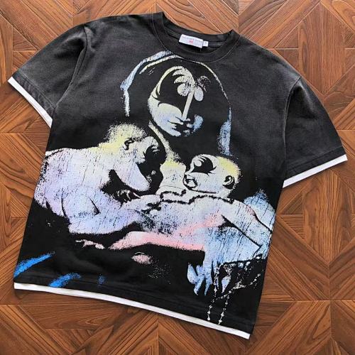 VA L Y T-Shirt
