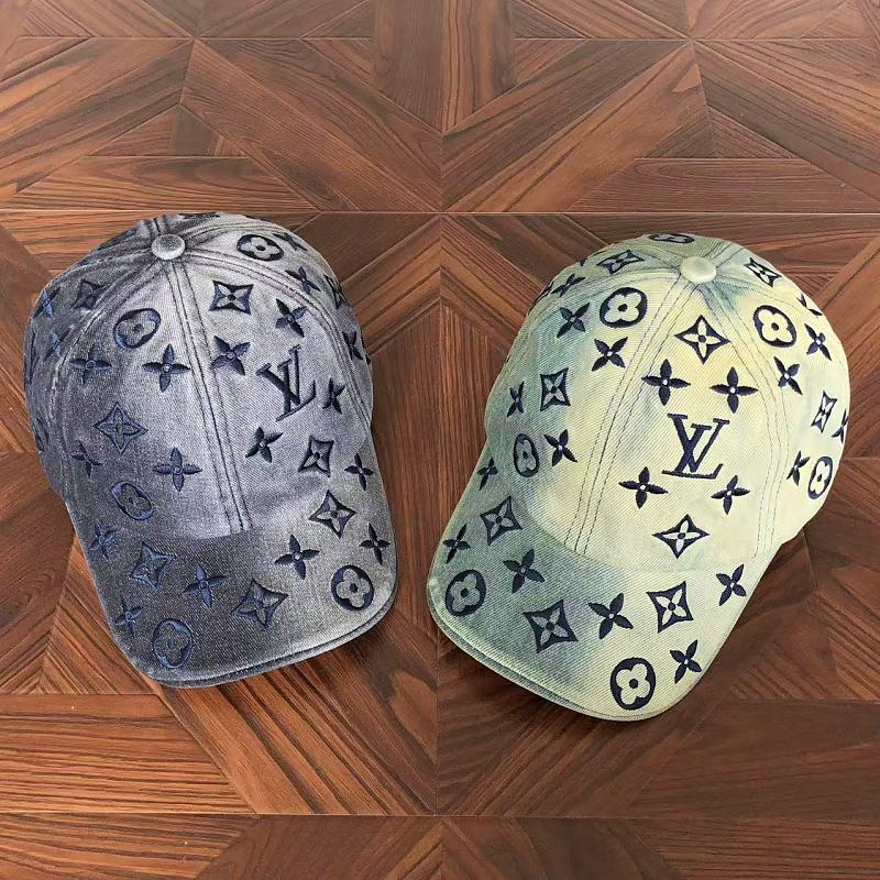 Hat from RainbowReps