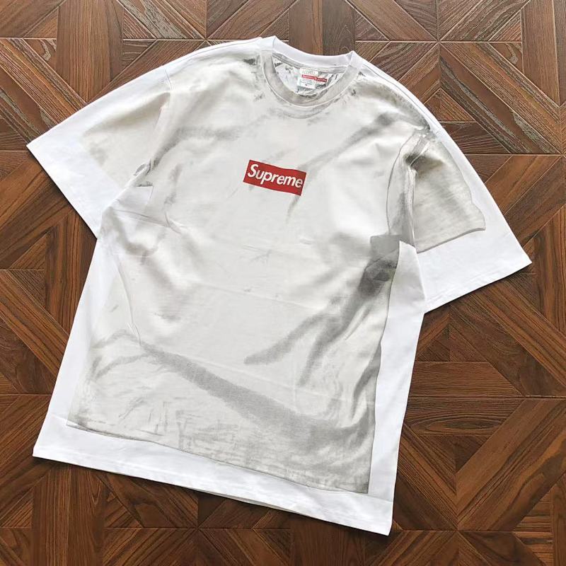 Supreme T-Shirt
