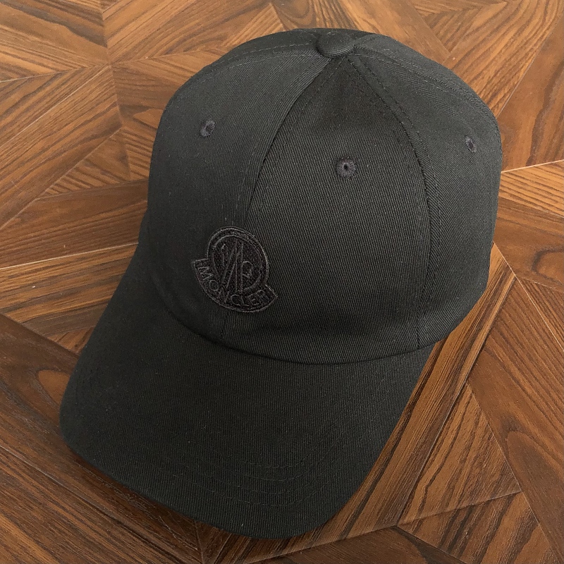 Hat from RainbowReps