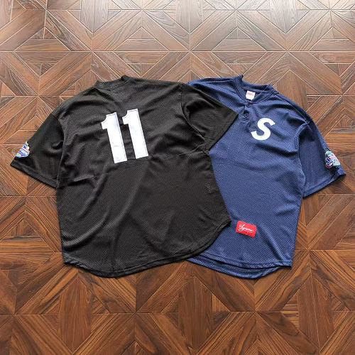 Supreme T-Shirt