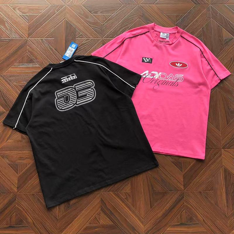 Adidas T-Shirt