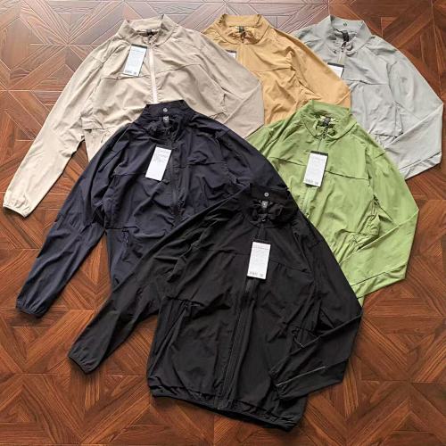 L UL M N Windbreaker