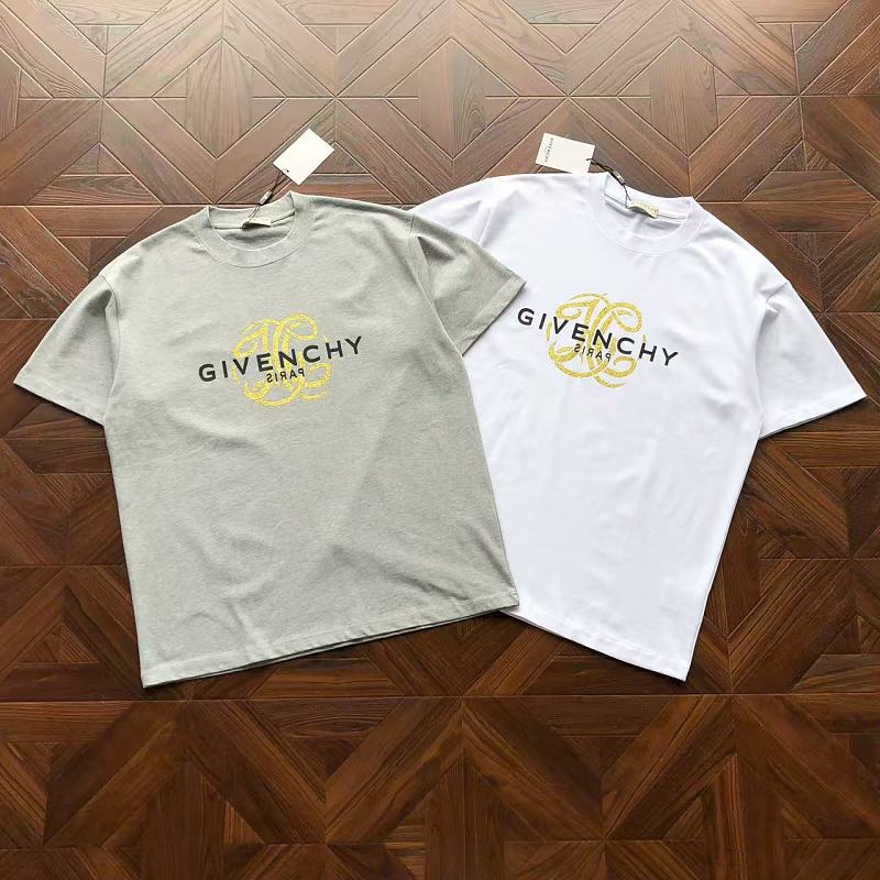 Givenchy T-Shirt