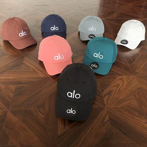 Hat from RainbowReps