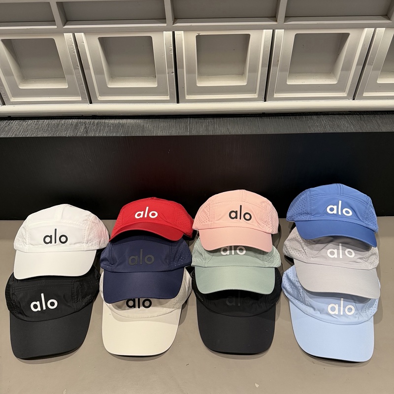 Hat from RainbowReps