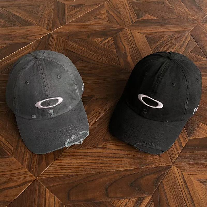 Hat from RainbowReps