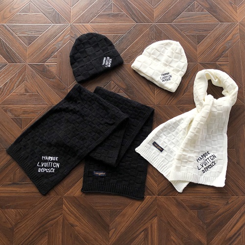 L Cap Scarf