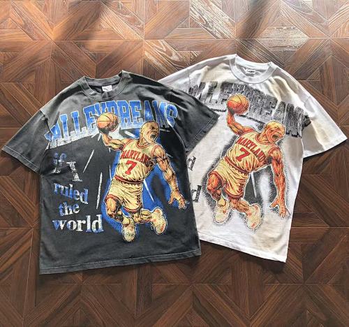 VA L Y T-Shirt