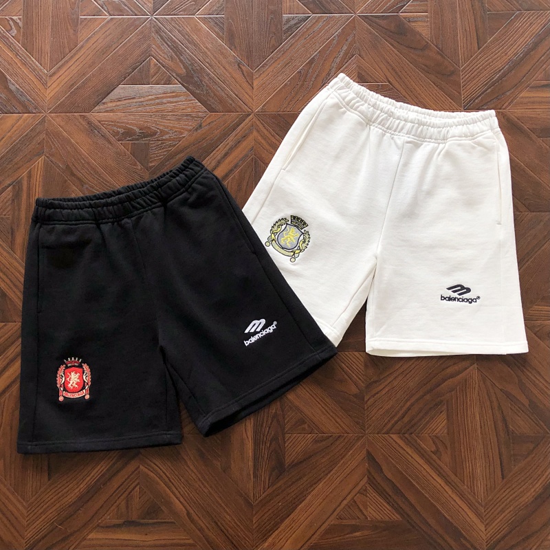 B L IA A Shorts