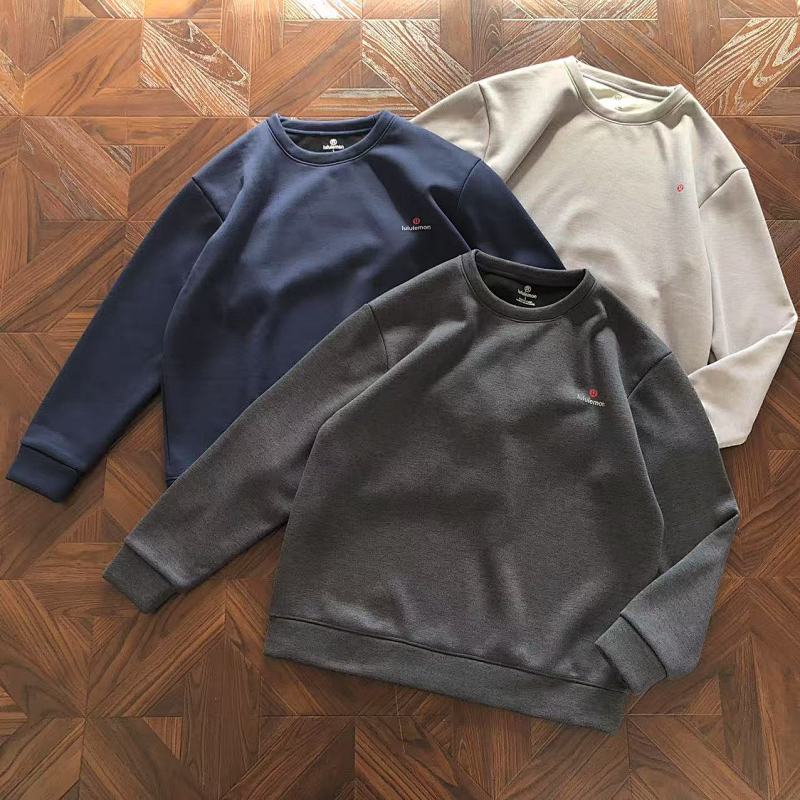 L UL M N Sweater