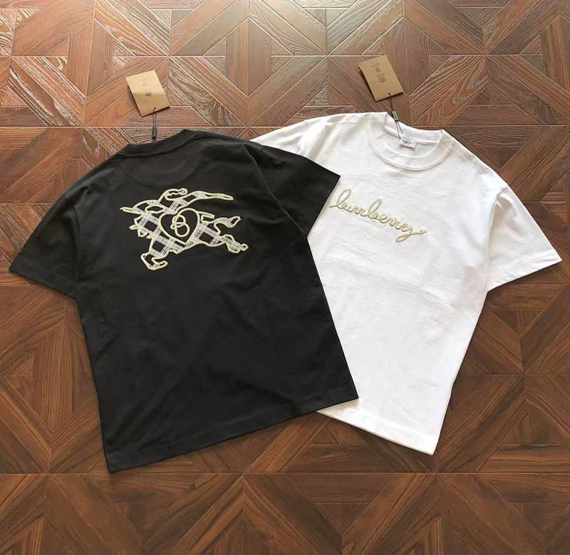 Burberry T-Shirt