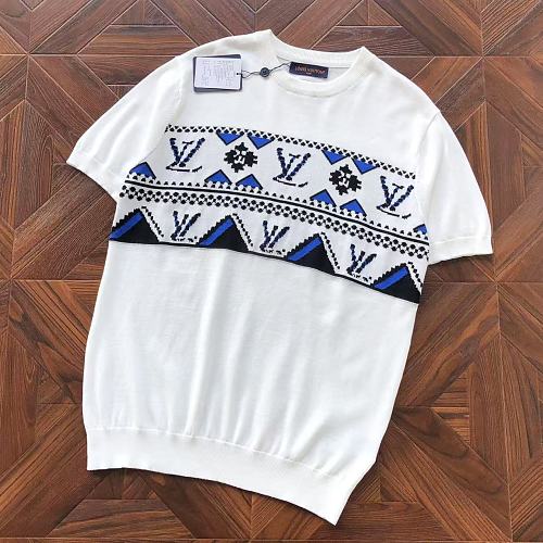 L T-Shirt Sweater