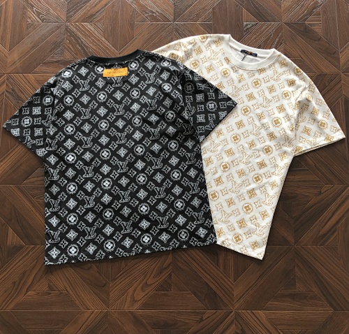 Tee from RainbowReps
