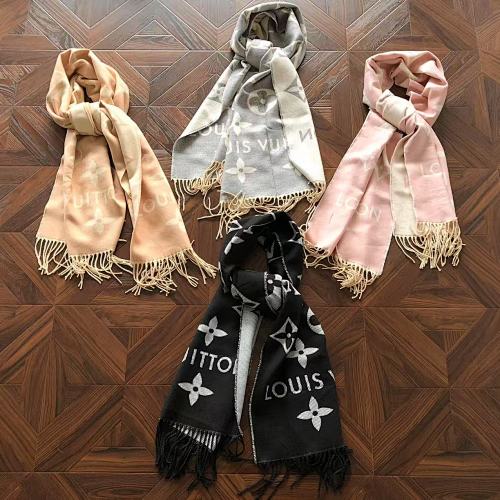 Scarf from RainbowReps