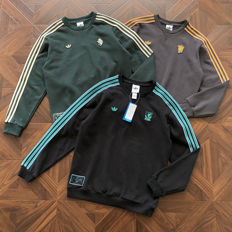 Adidas Sweater