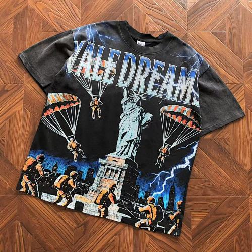 VA L Y T-Shirt