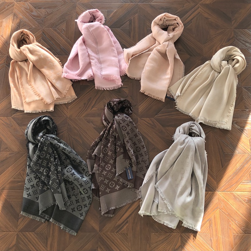 Scarf from RainbowReps