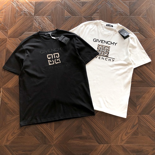 Givenchy T-Shirt