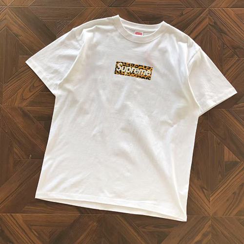 Supreme T-Shirt