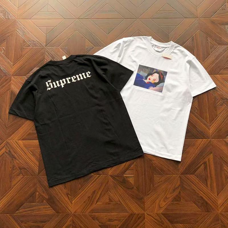 Supreme T-Shirt