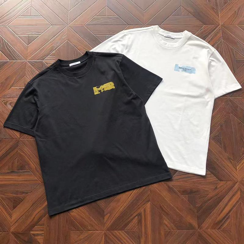Givenchy T-Shirt