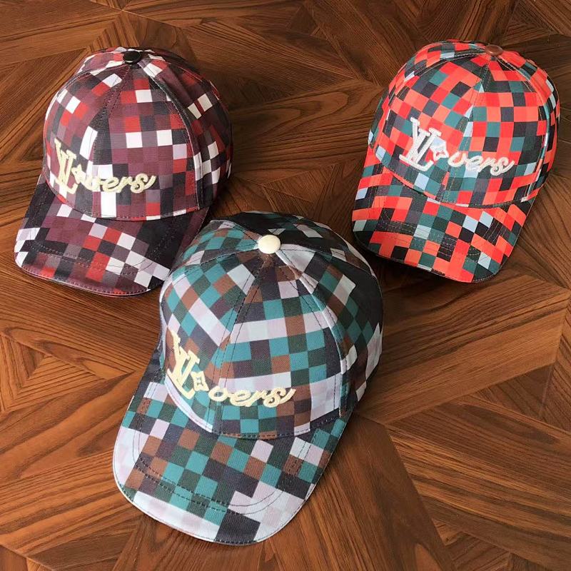 Hat from RainbowReps